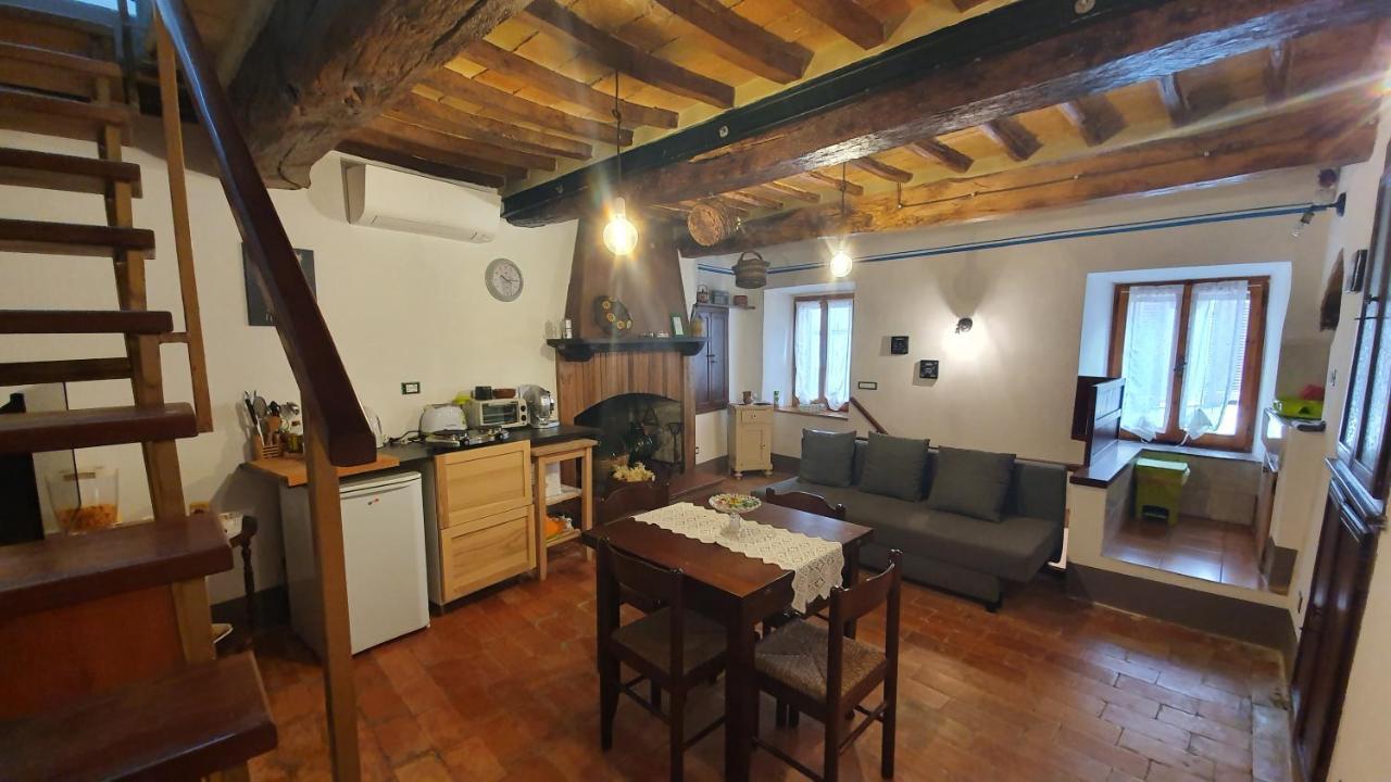 Le Casette di Civitella- La casa di Rolando e Gina Appartamento Civitella Del Lago Esterno foto